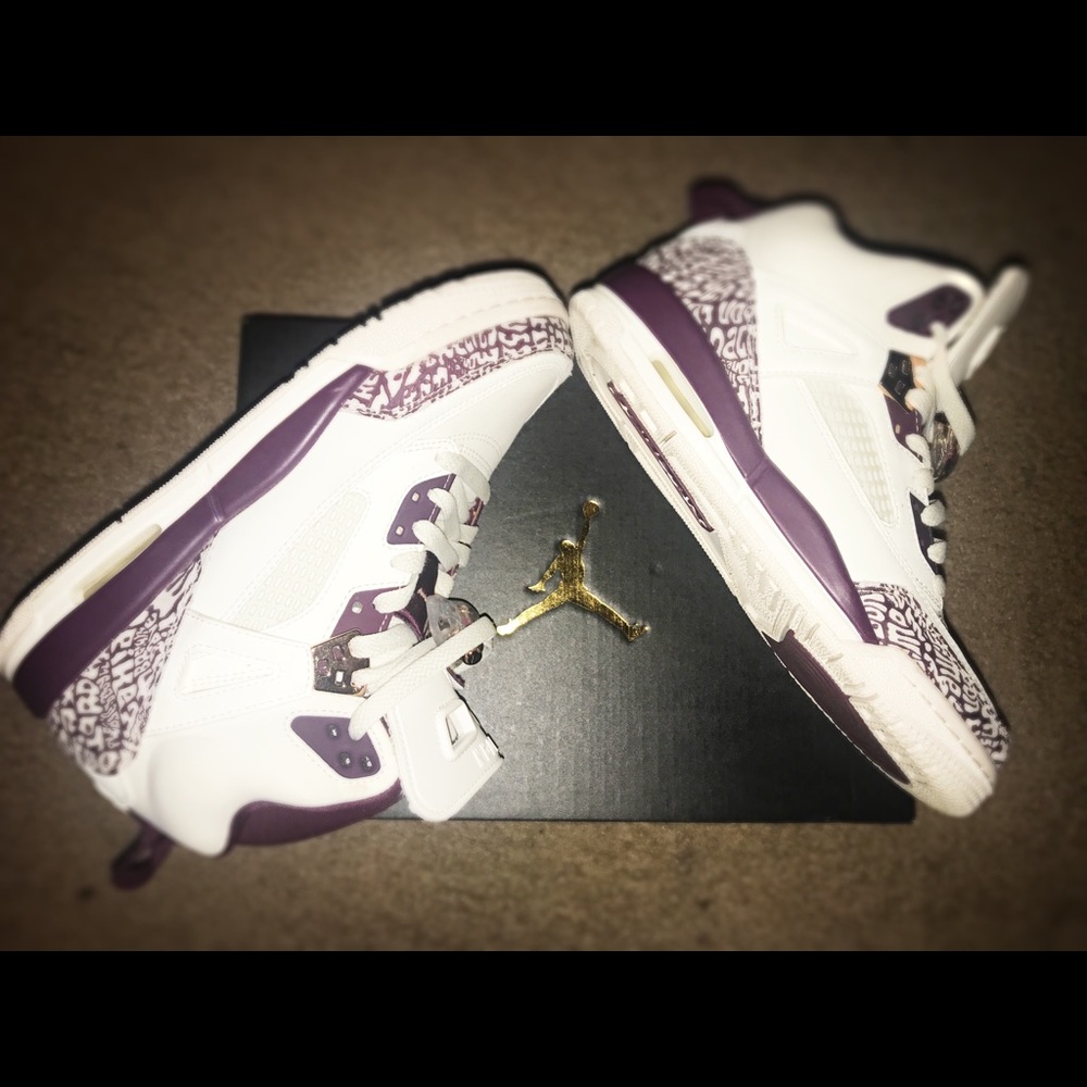 Jordan Spizike GG (Sail/Bordeaux-MTLC Red Bronze)